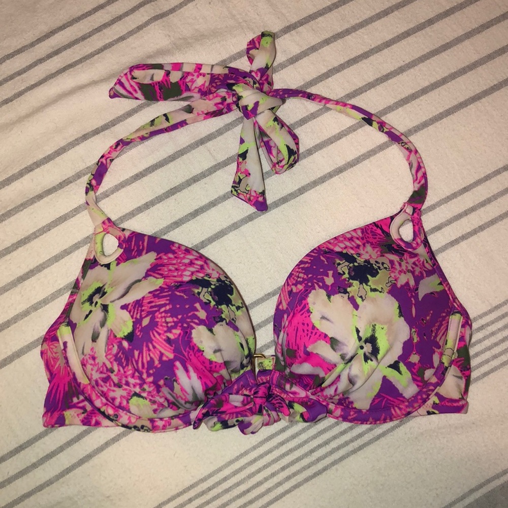 VS push-up bikini top